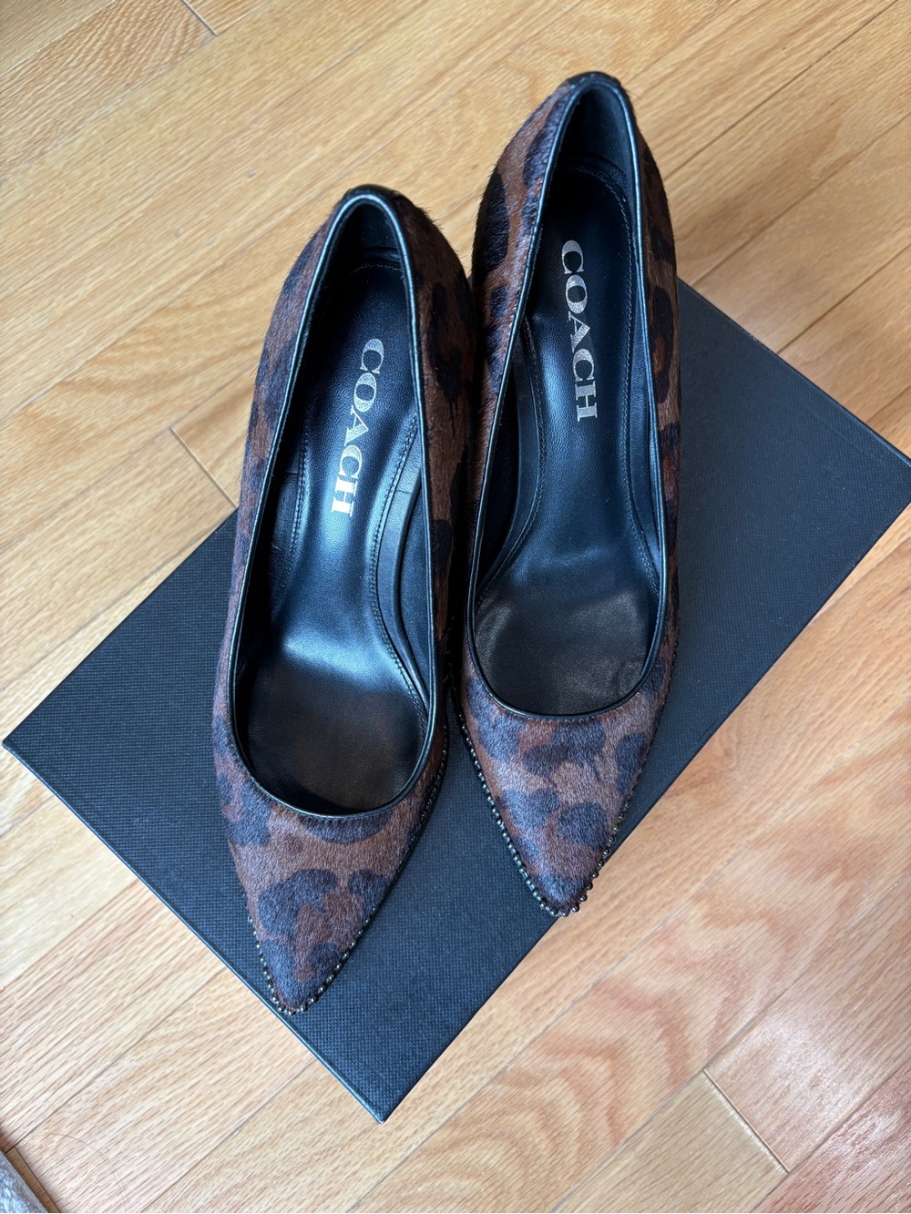 Coach Smith Printed Calf Hair Bead Chain Leopard Pointed Toe Pumps - 6.5